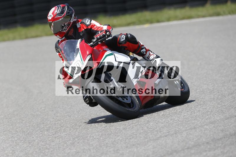 /27 12.06.2025 Ducati Schweiz Trackday Warmup  ADR/gruen-vert/40